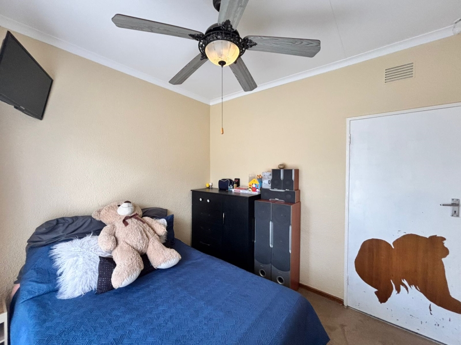 4 Bedroom Property for Sale in La Hoff North West